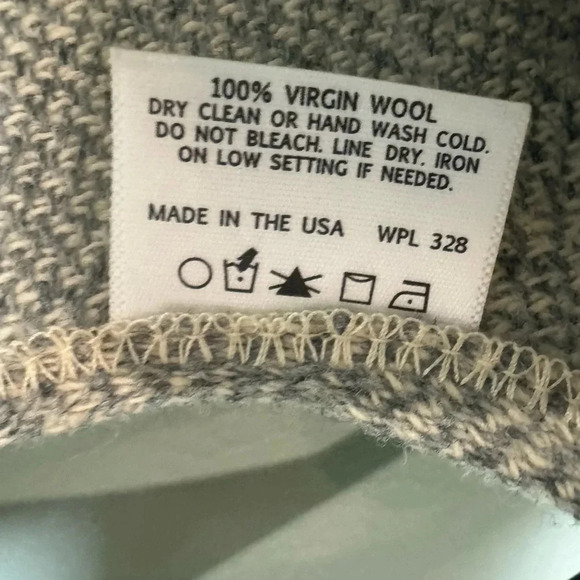 Faribault Women’s Gray 100% Virgin Wool Shawl with Fringe - Picture 3 of 7